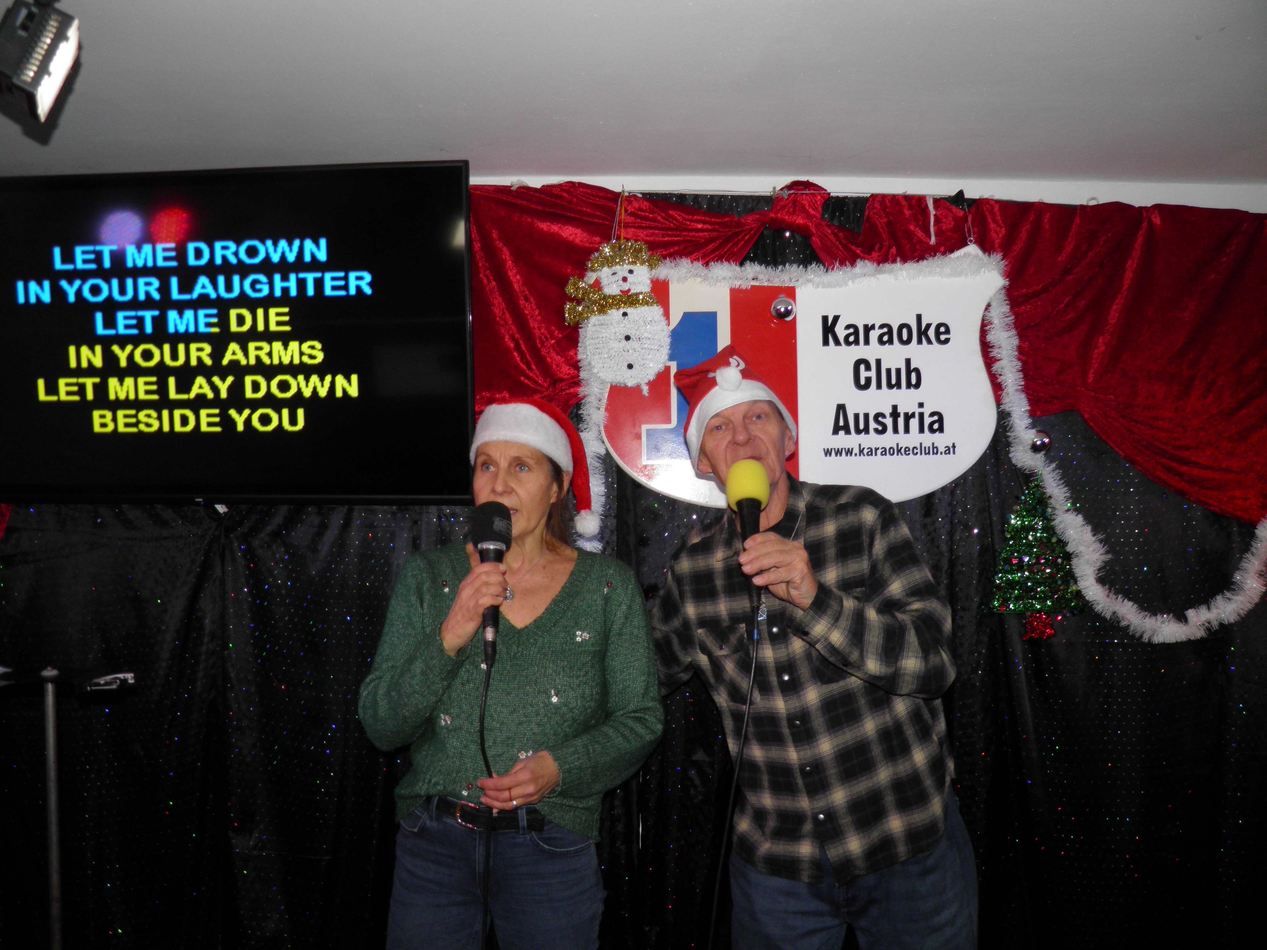 ../clientdata/karaokeclub/photos/aktuell/2025-12-19-20h45m37.JPG