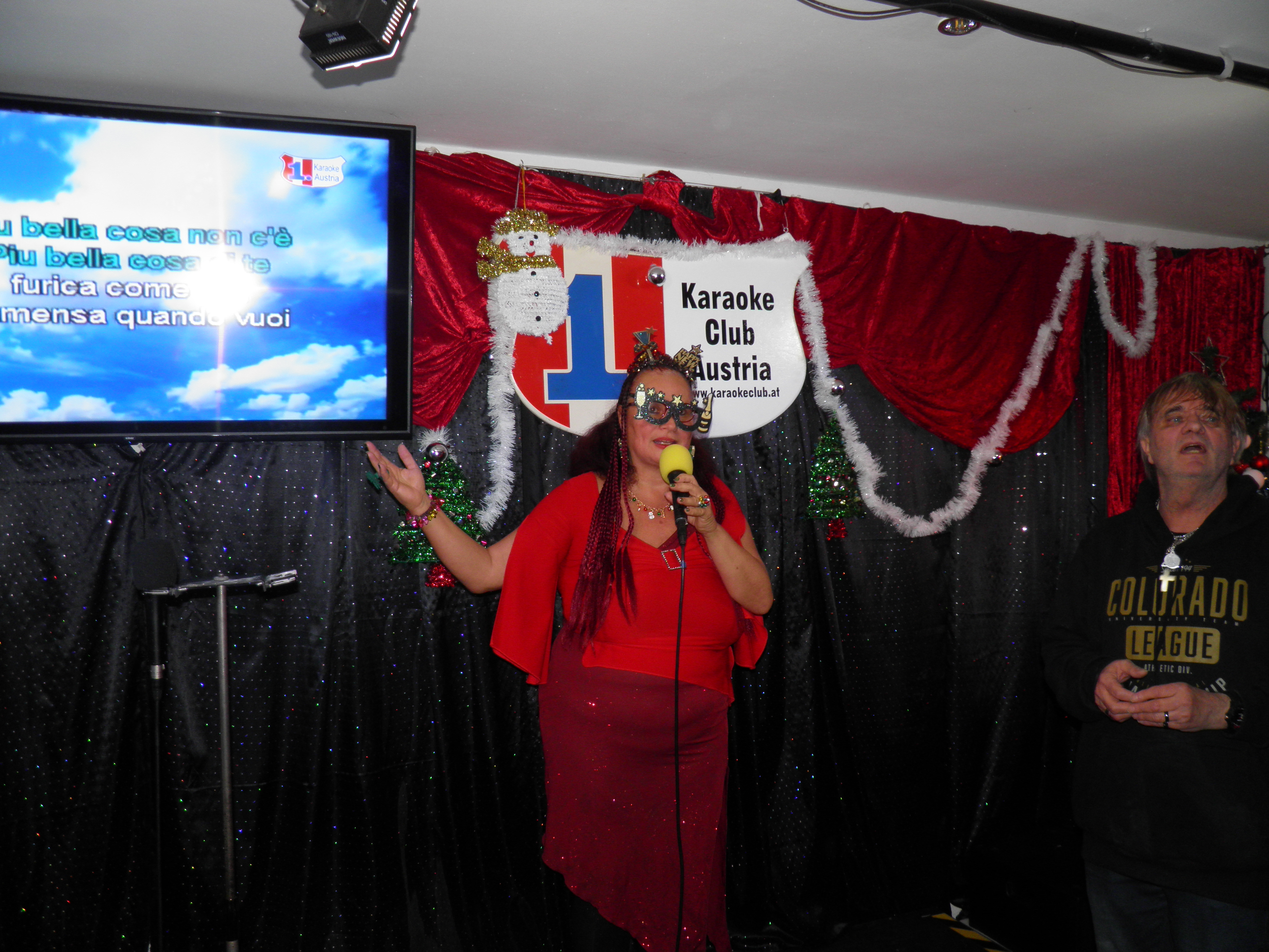 ../clientdata/karaokeclub/photos/aktuell/2025-12-26-22h30m59.JPG