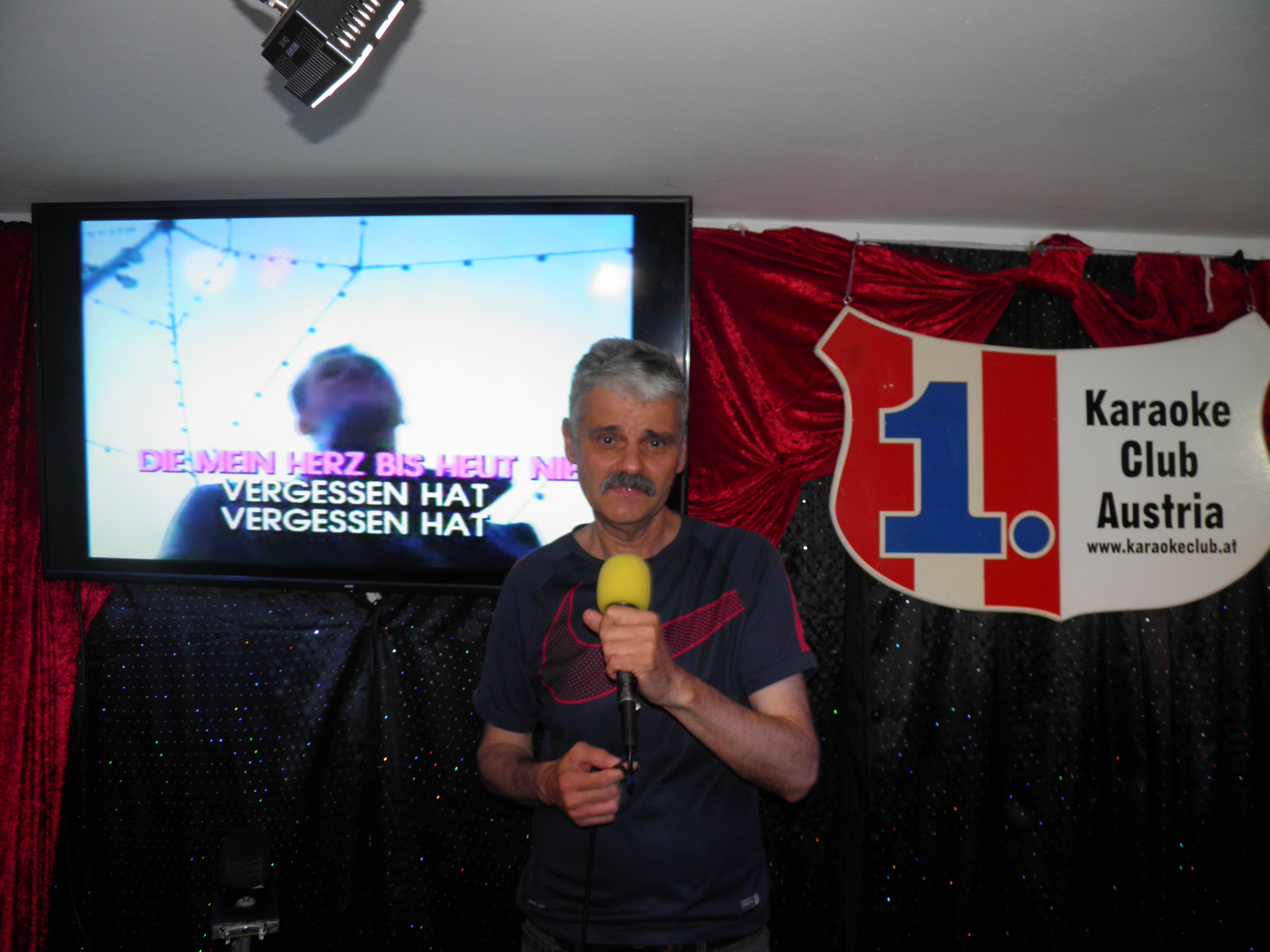 ../clientdata/karaokeclub/photos/vormonat/images/17834714555.JPG ../clientdata/karaokeclub/photos/vormonat/images/17834714555.JPG